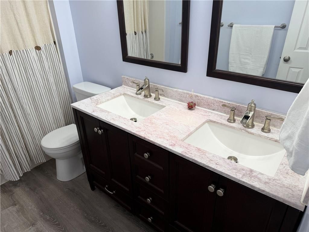 401 W Olive Street — photo 43