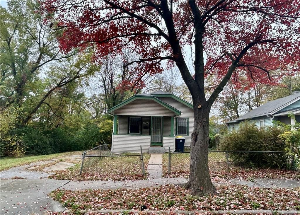 5744 Indiana Avenue — photo 2