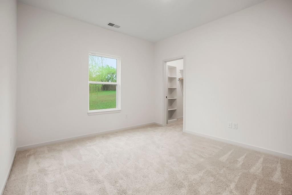 1205 N 4th Street E — photo 20