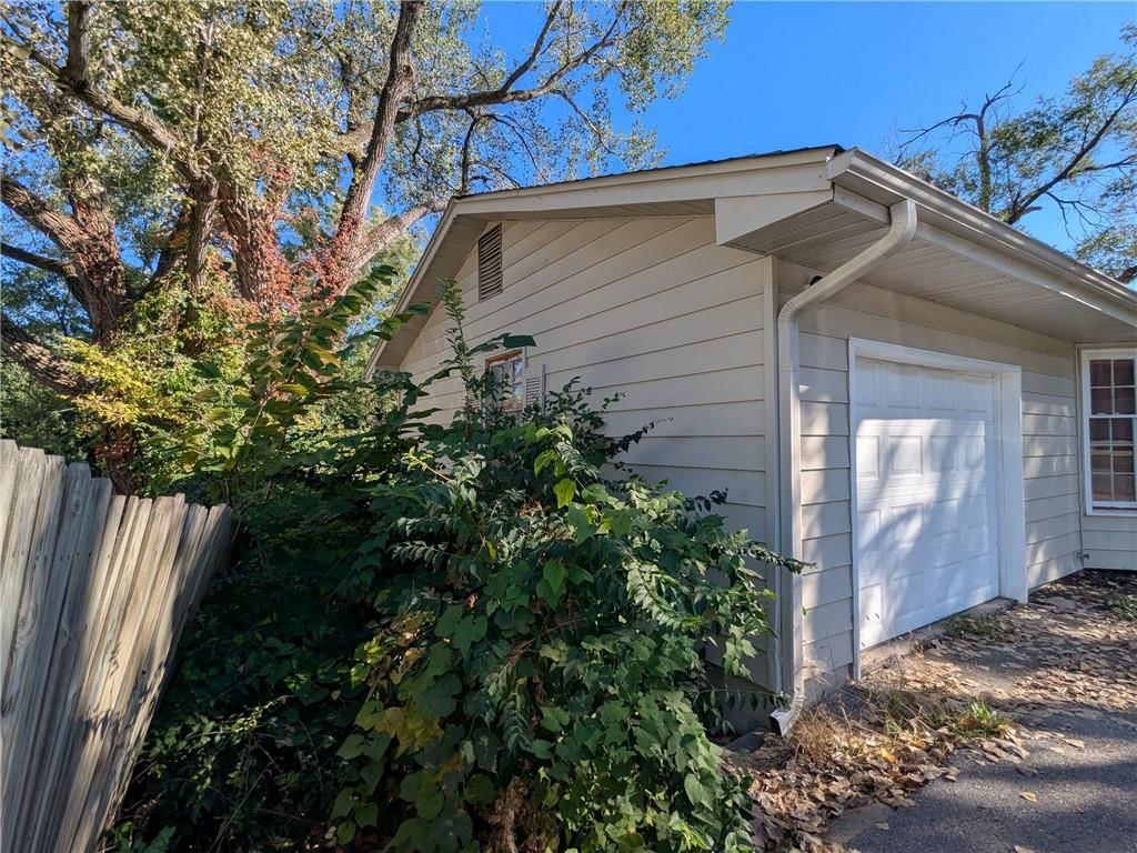 5709 Elm Avenue — photo 20