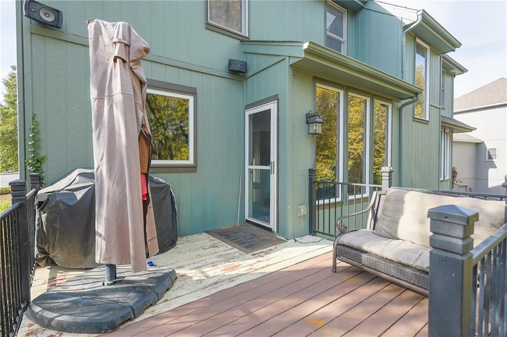 9001 N MANNING Avenue — photo 3
