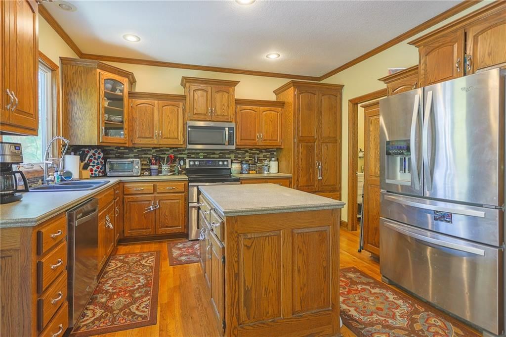 9001 N MANNING Avenue — photo 6