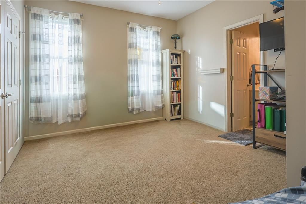 9001 N MANNING Avenue — photo 18