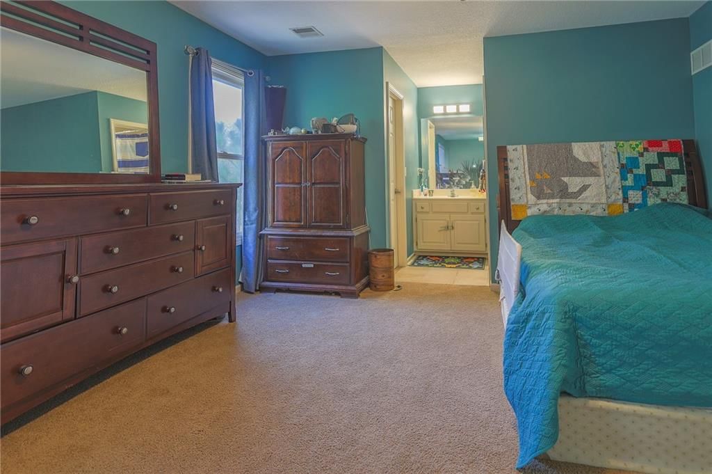 9001 N MANNING Avenue — photo 21