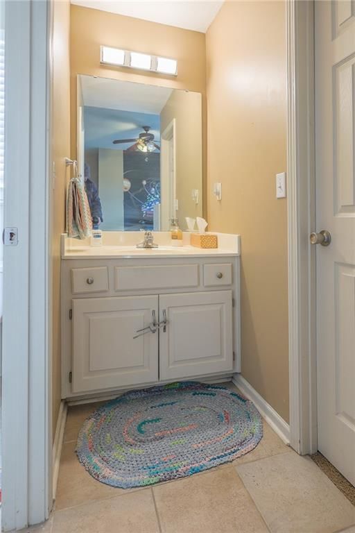 9001 N MANNING Avenue — photo 23