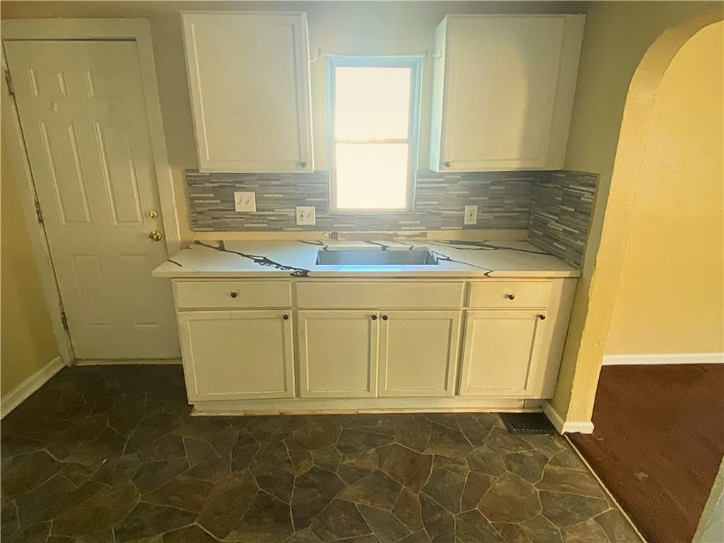 610 Frandsen Road — photo 7