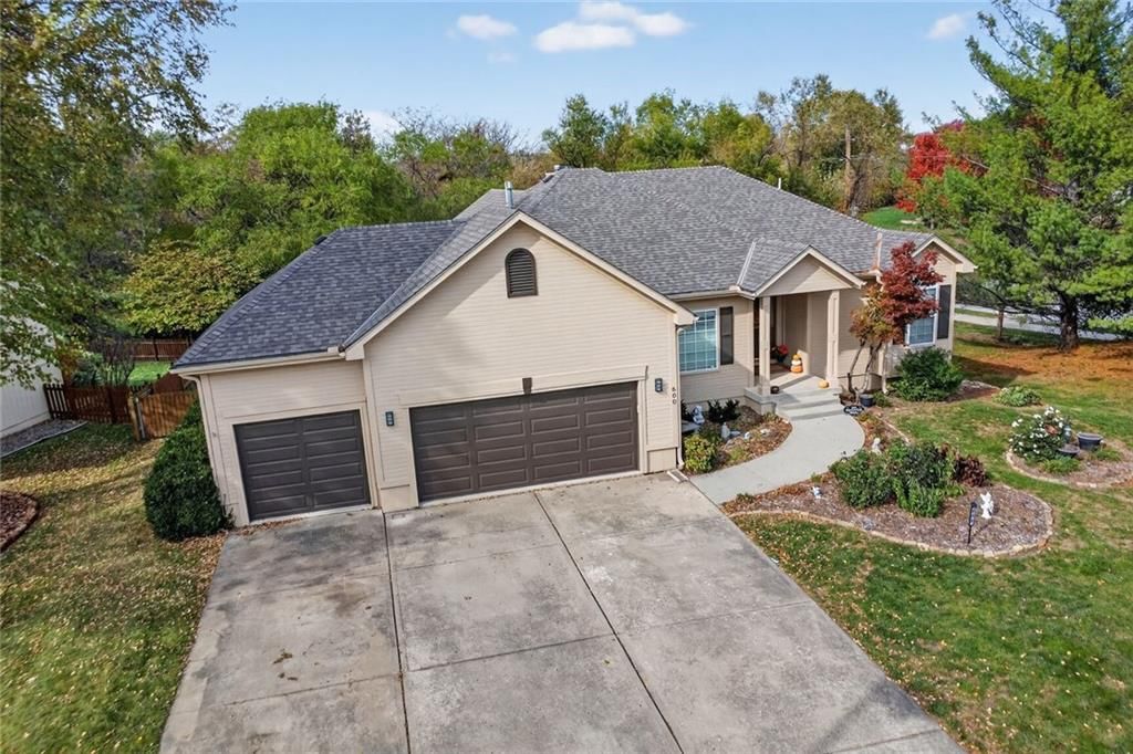 600 S Fox Ridge Drive — photo 3