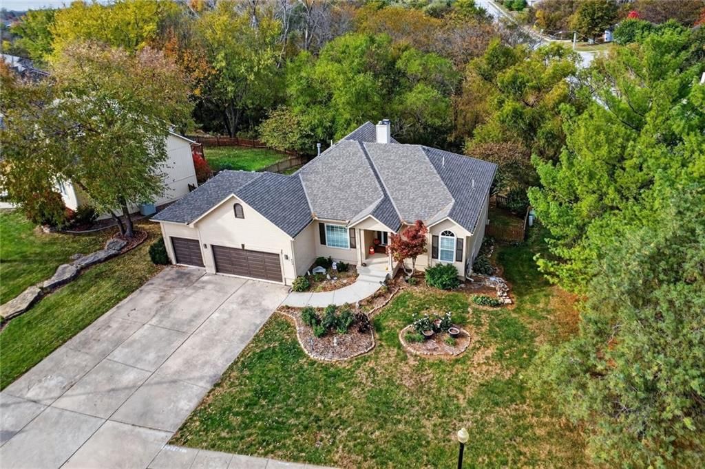 600 S Fox Ridge Drive — photo 4