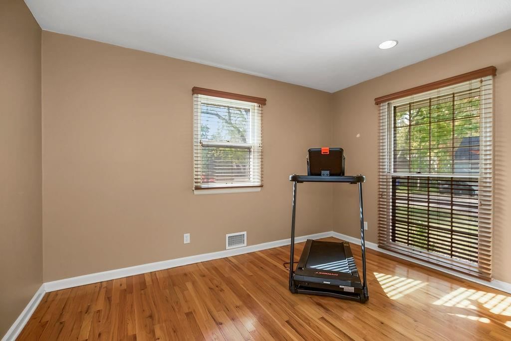 6719 N BELLEFONTAINE Avenue — photo 18