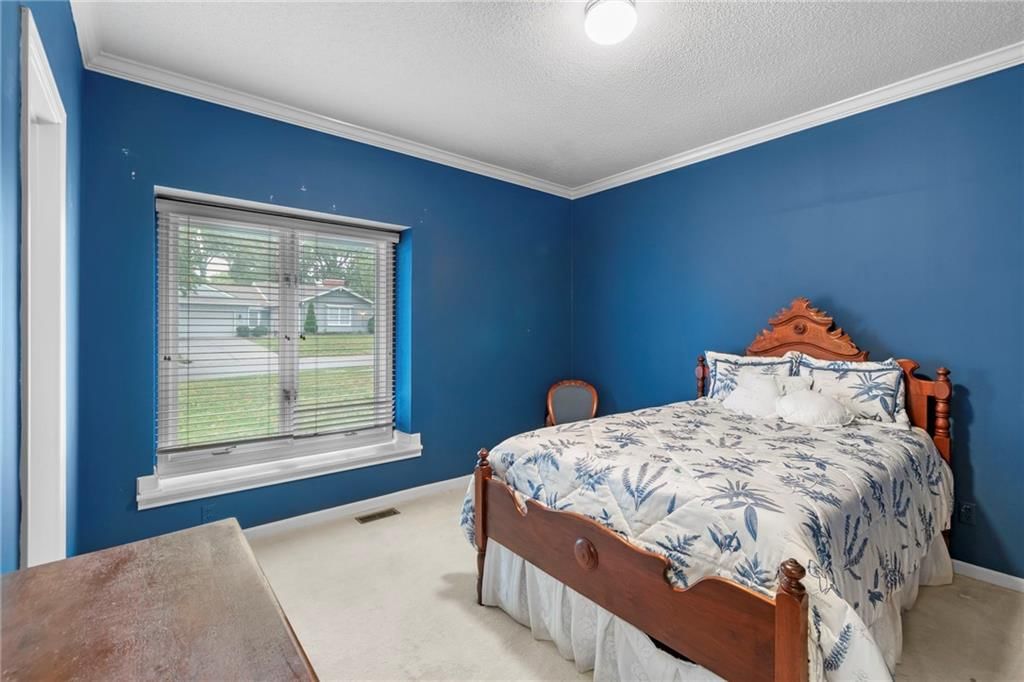 12710 Cambridge Lane — photo 17