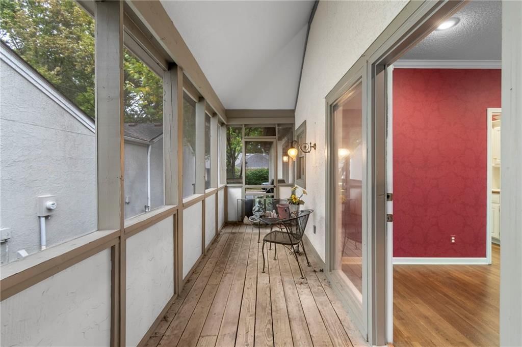 12710 Cambridge Lane — photo 33