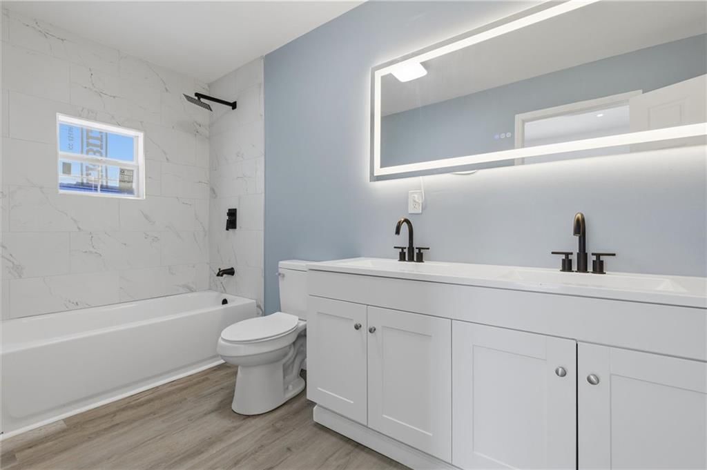305 W 5th Street — photo 10