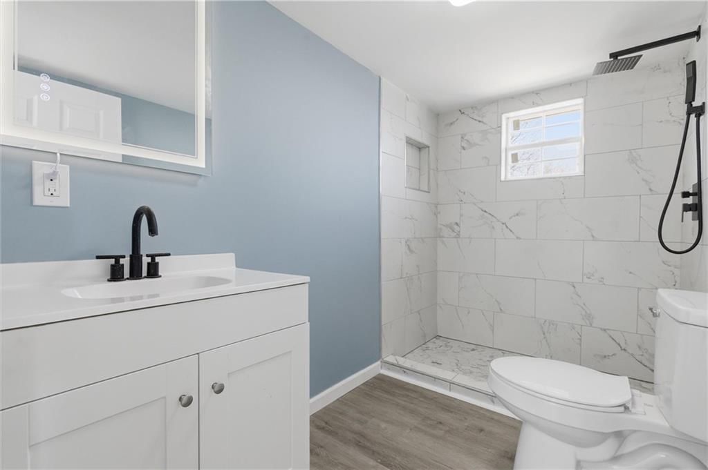 305 W 5th Street — photo 27