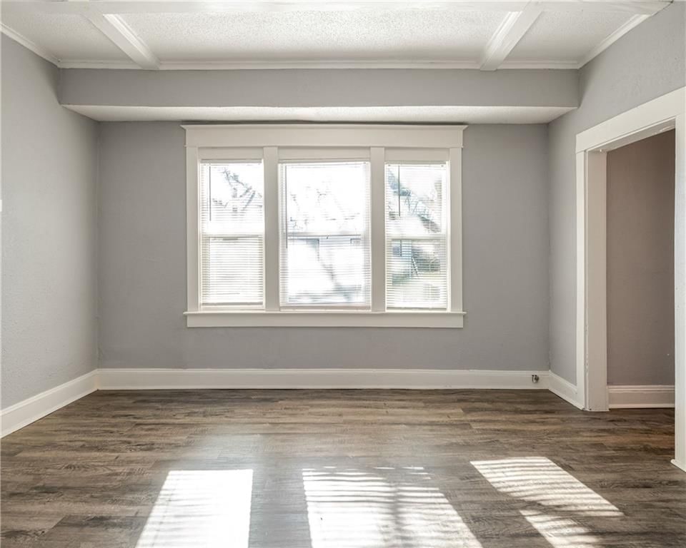 4948 COLLEGE Avenue — photo 17