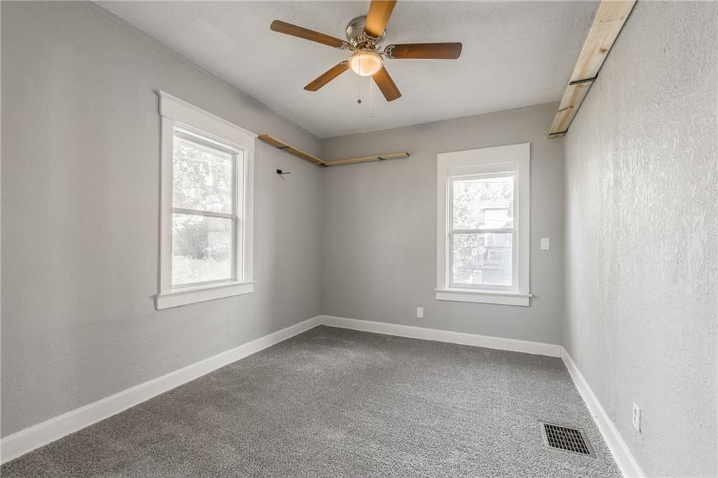 4948 COLLEGE Avenue — photo 21