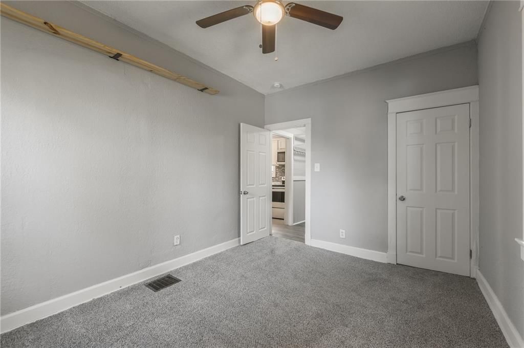4948 COLLEGE Avenue — photo 22