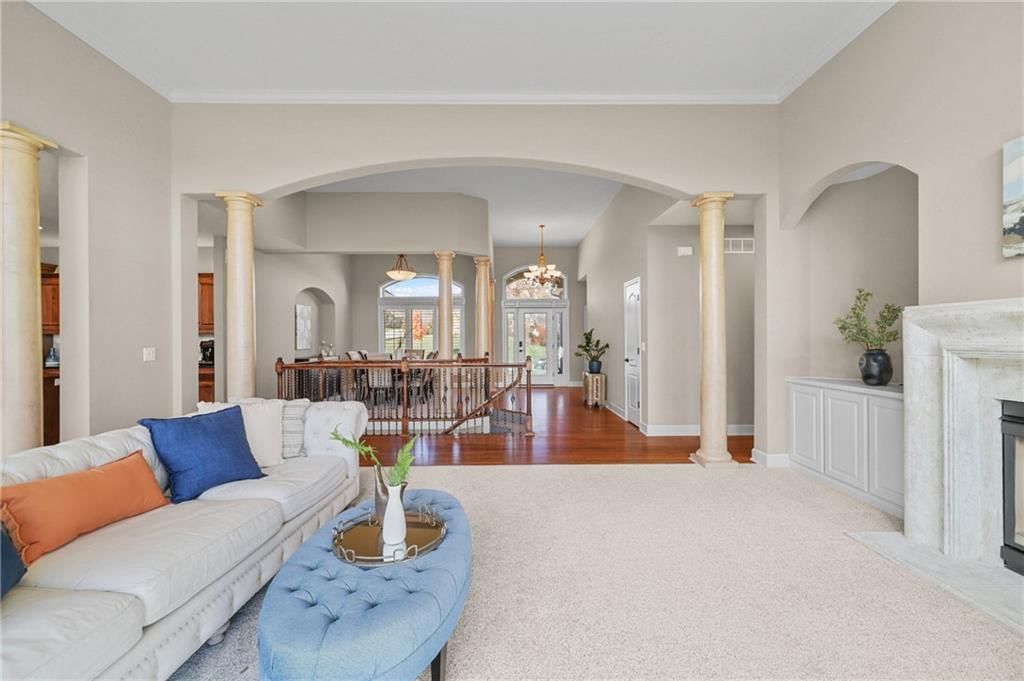 129 NW Morton Drive — photo 9
