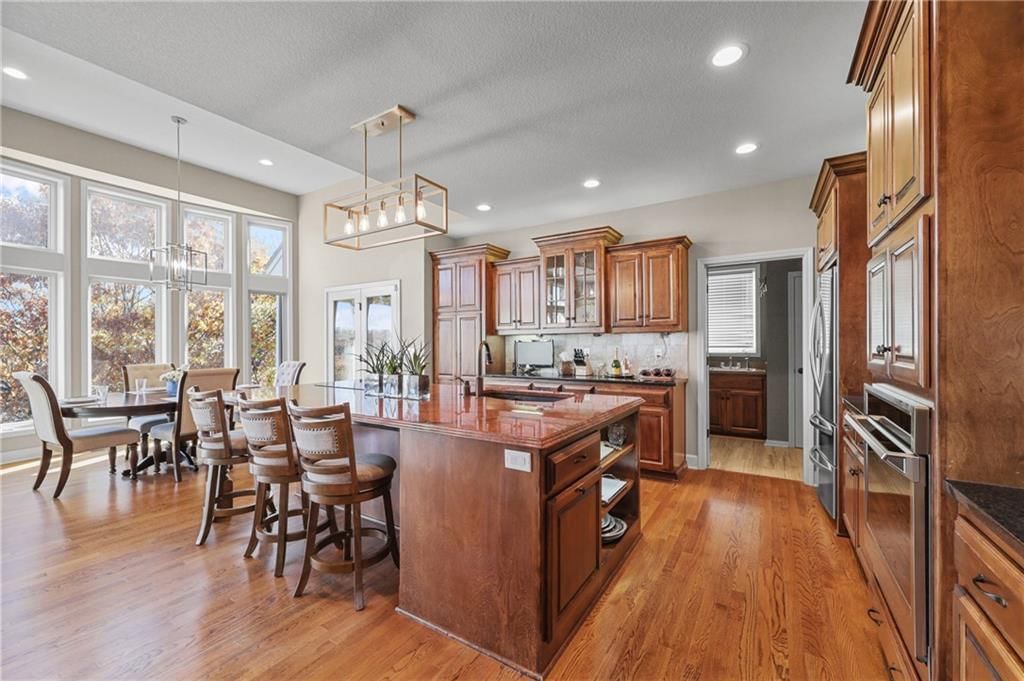 129 NW Morton Drive — photo 11