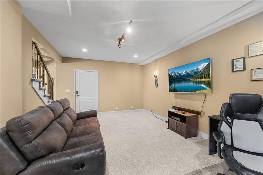 129 NW Morton Drive — photo 33