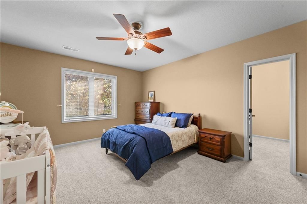 129 NW Morton Drive — photo 36