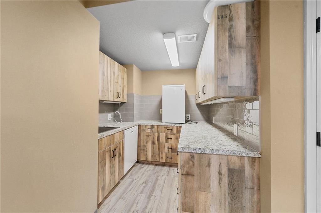 129 NW Morton Drive — photo 40