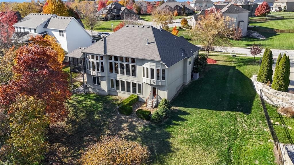 129 NW Morton Drive — photo 46