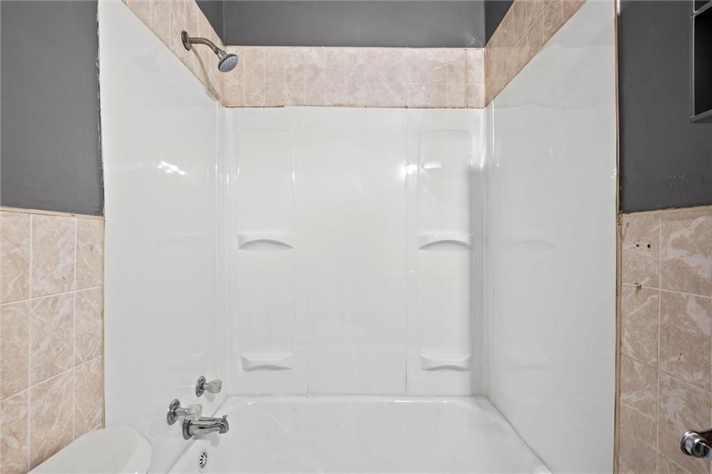 306 Spruce Avenue — photo 19