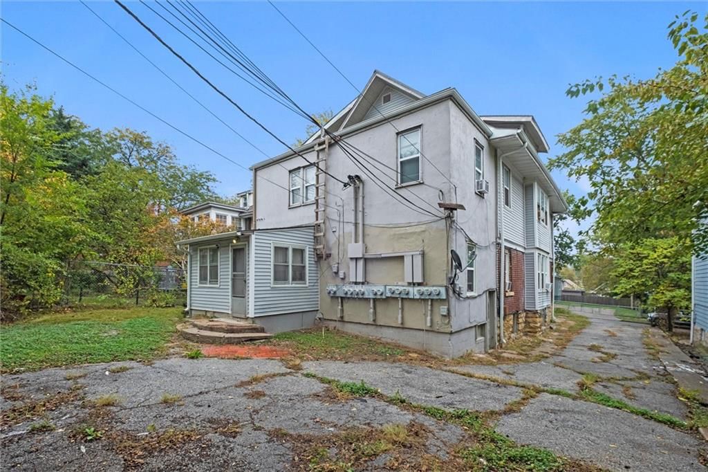 306 Spruce Avenue — photo 23