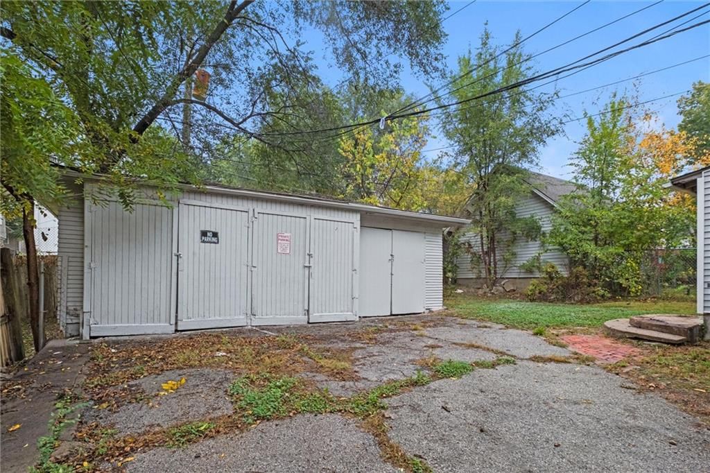 306 Spruce Avenue — photo 25