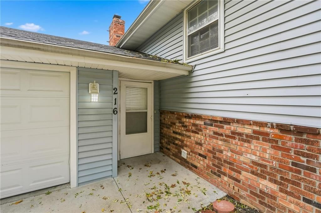216 Bittersweet Lane — photo 3