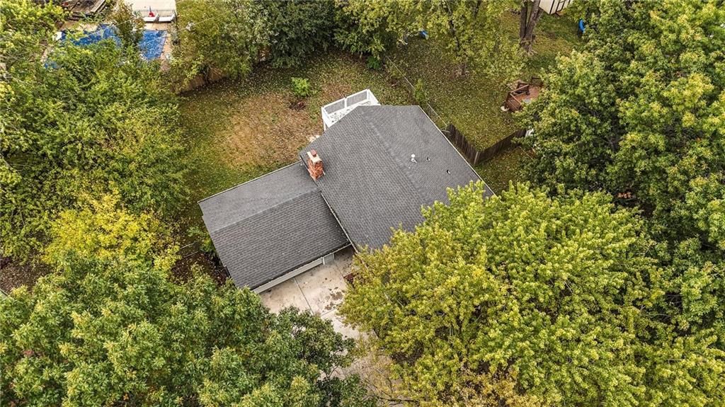 216 Bittersweet Lane — photo 36