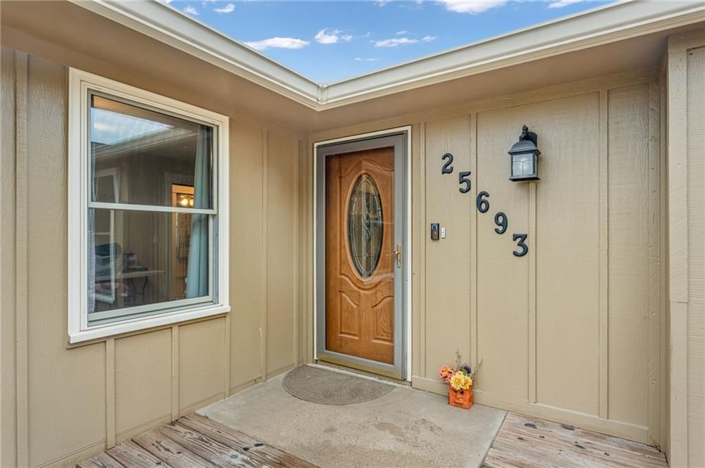 25693 Linwood Road — photo 3