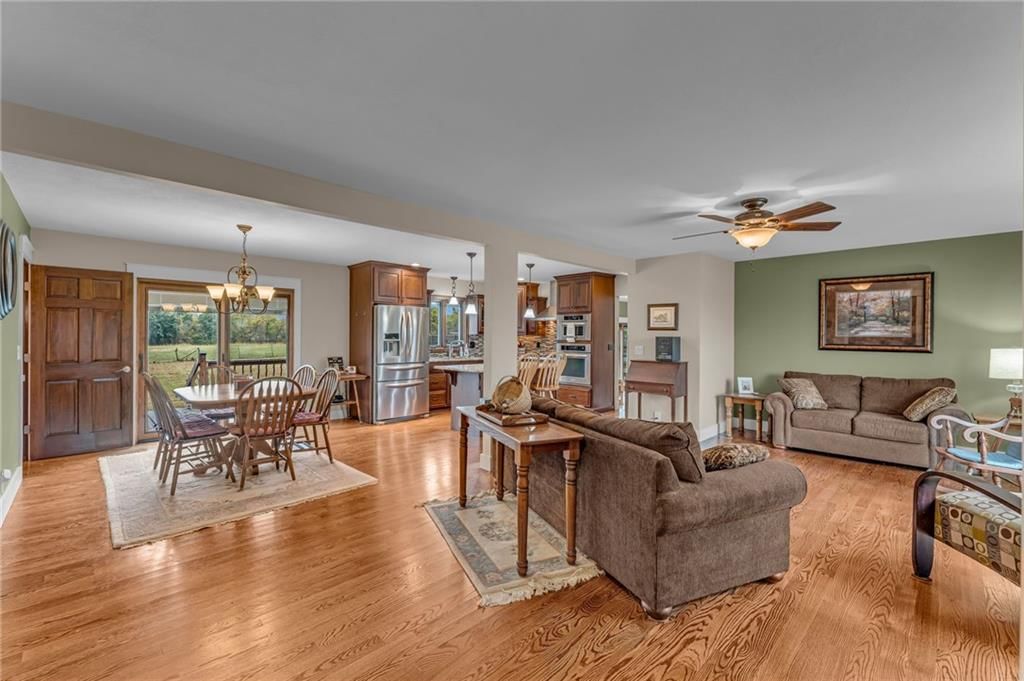 25693 Linwood Road — photo 8