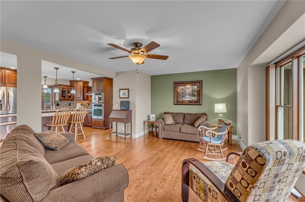 25693 Linwood Road — photo 11