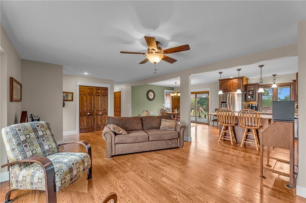 25693 Linwood Road — photo 12