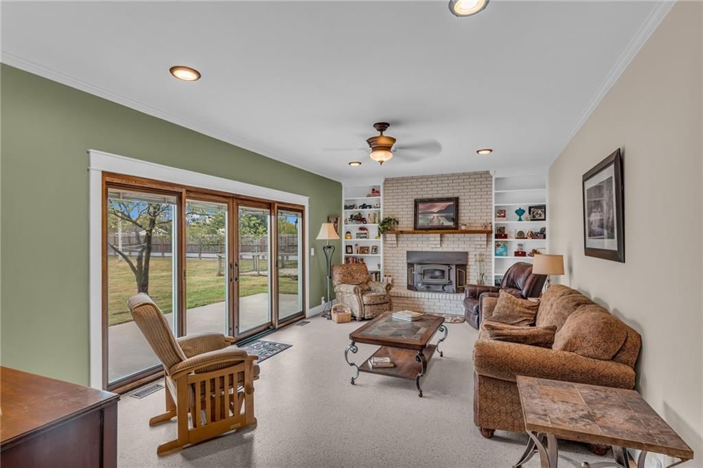 25693 Linwood Road — photo 19