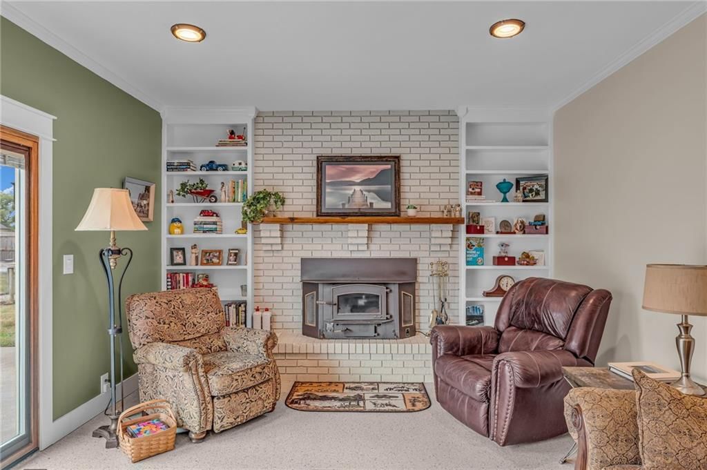 25693 Linwood Road — photo 20
