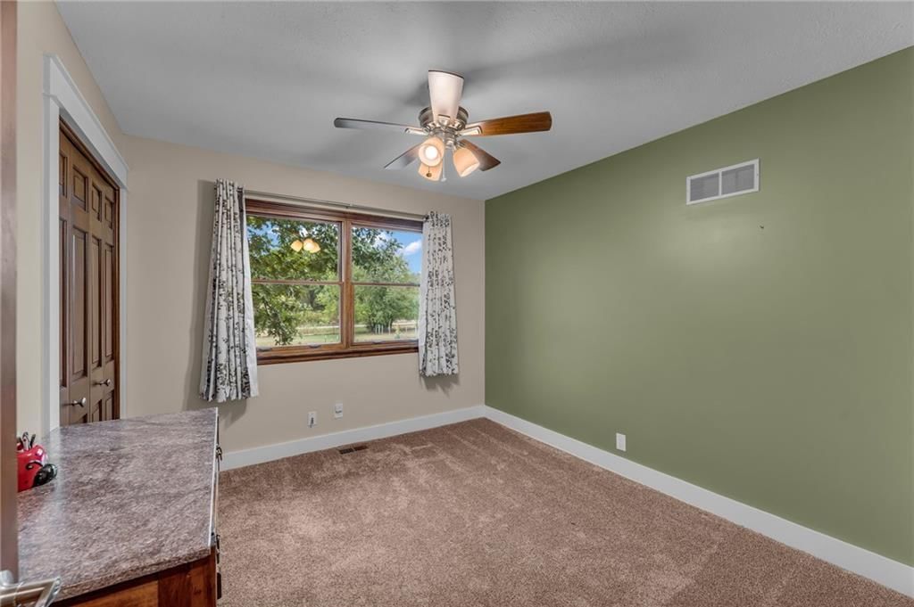 25693 Linwood Road — photo 27