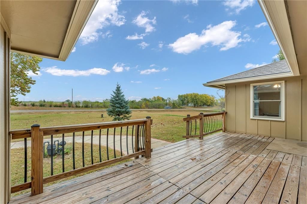 25693 Linwood Road — photo 35