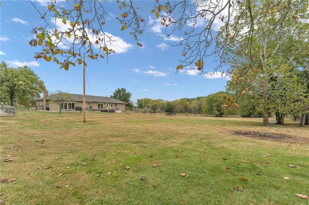 25693 Linwood Road — photo 42