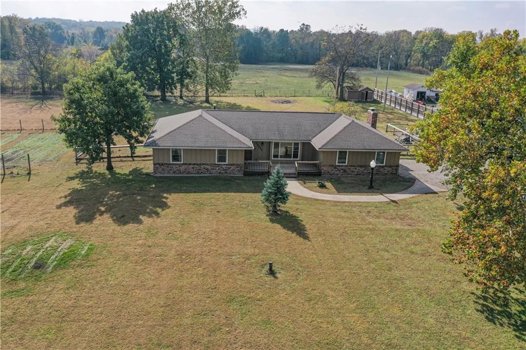 25693 Linwood Road — photo 46