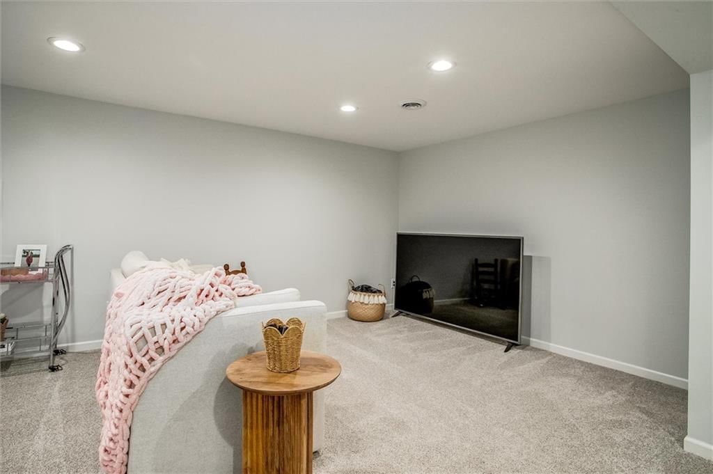 2205 Meadowlark Drive — photo 23