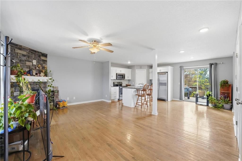2207 Ashford Street — photo 5