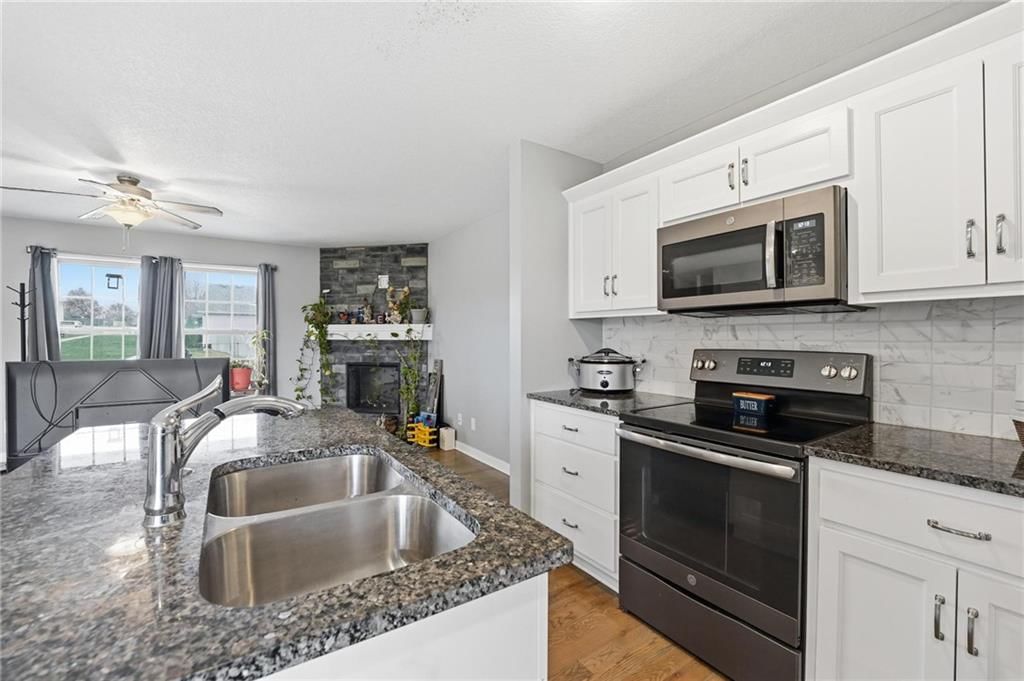 2207 Ashford Street — photo 10