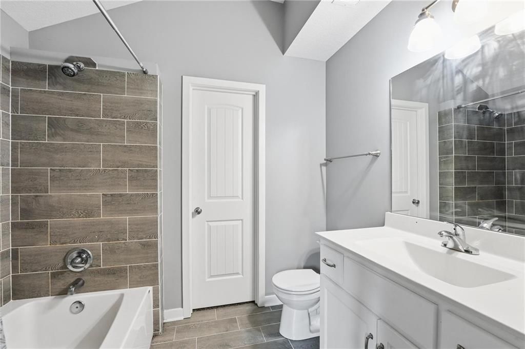 2207 Ashford Street — photo 14