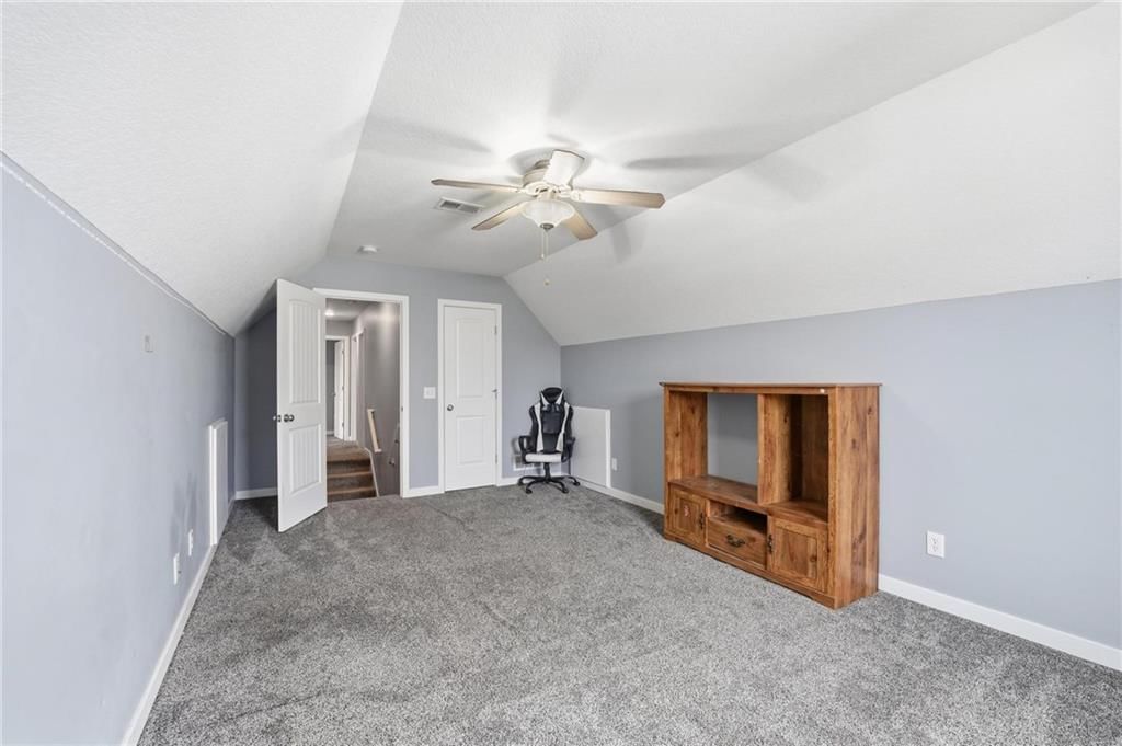 2207 Ashford Street — photo 21