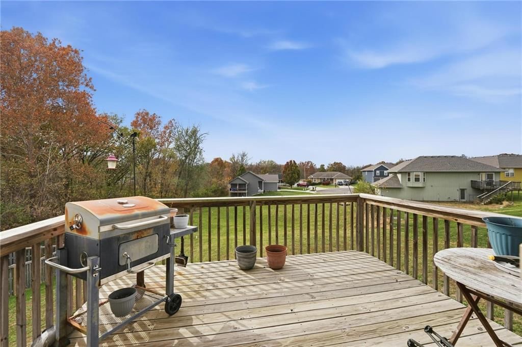 2207 Ashford Street — photo 23