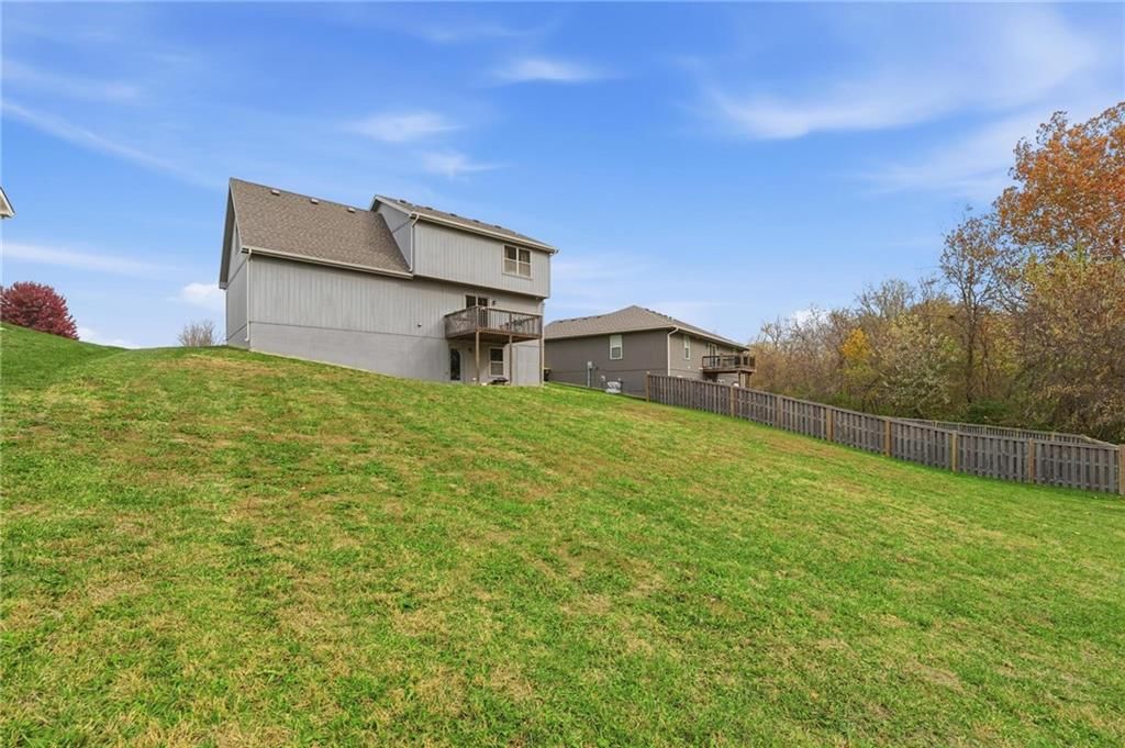 2207 Ashford Street — photo 28