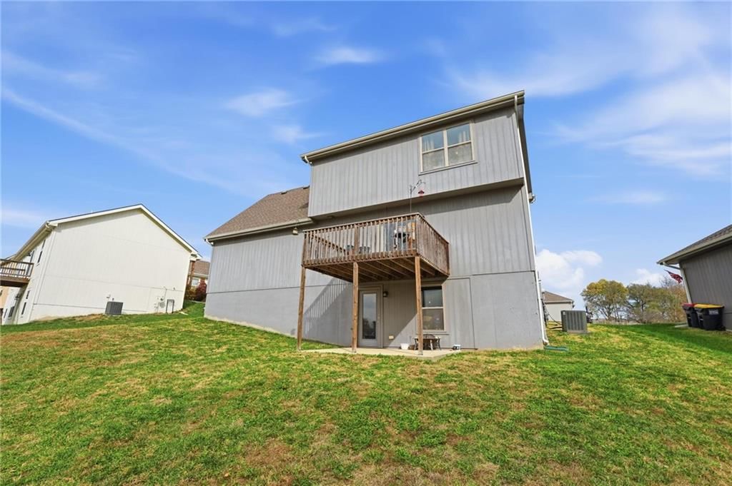 2207 Ashford Street — photo 29