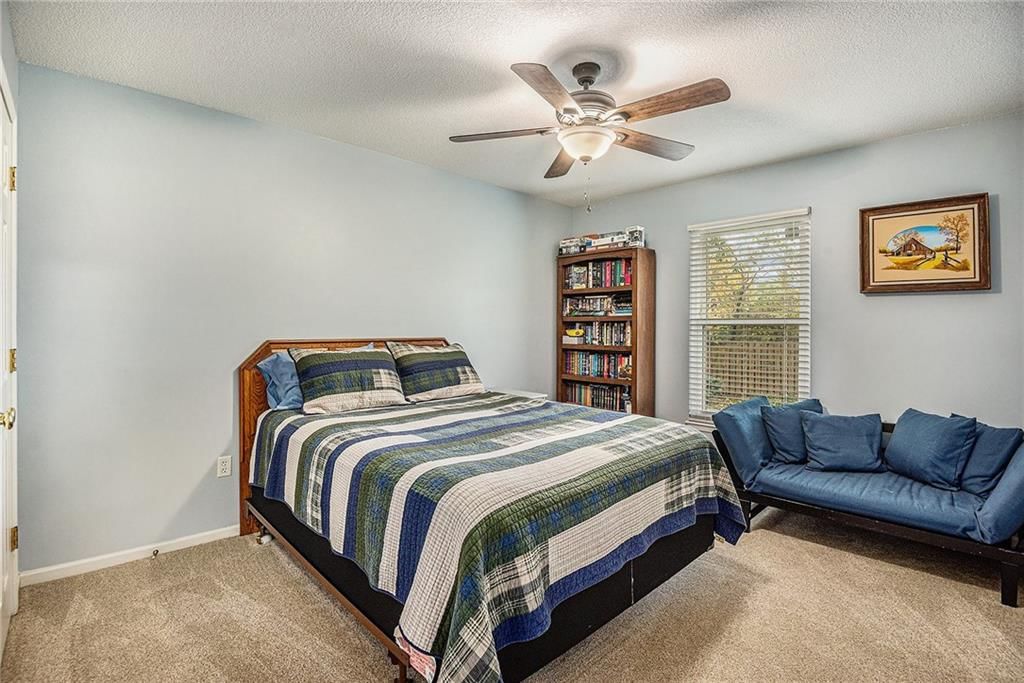 8727 N Winan Avenue — photo 16